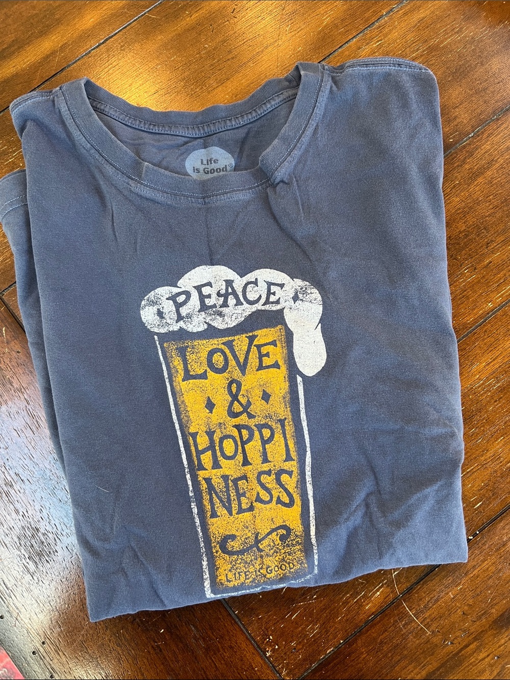 Life is Good Men’s  "Peace Love & Hoppiness" Navy Graphic Tee